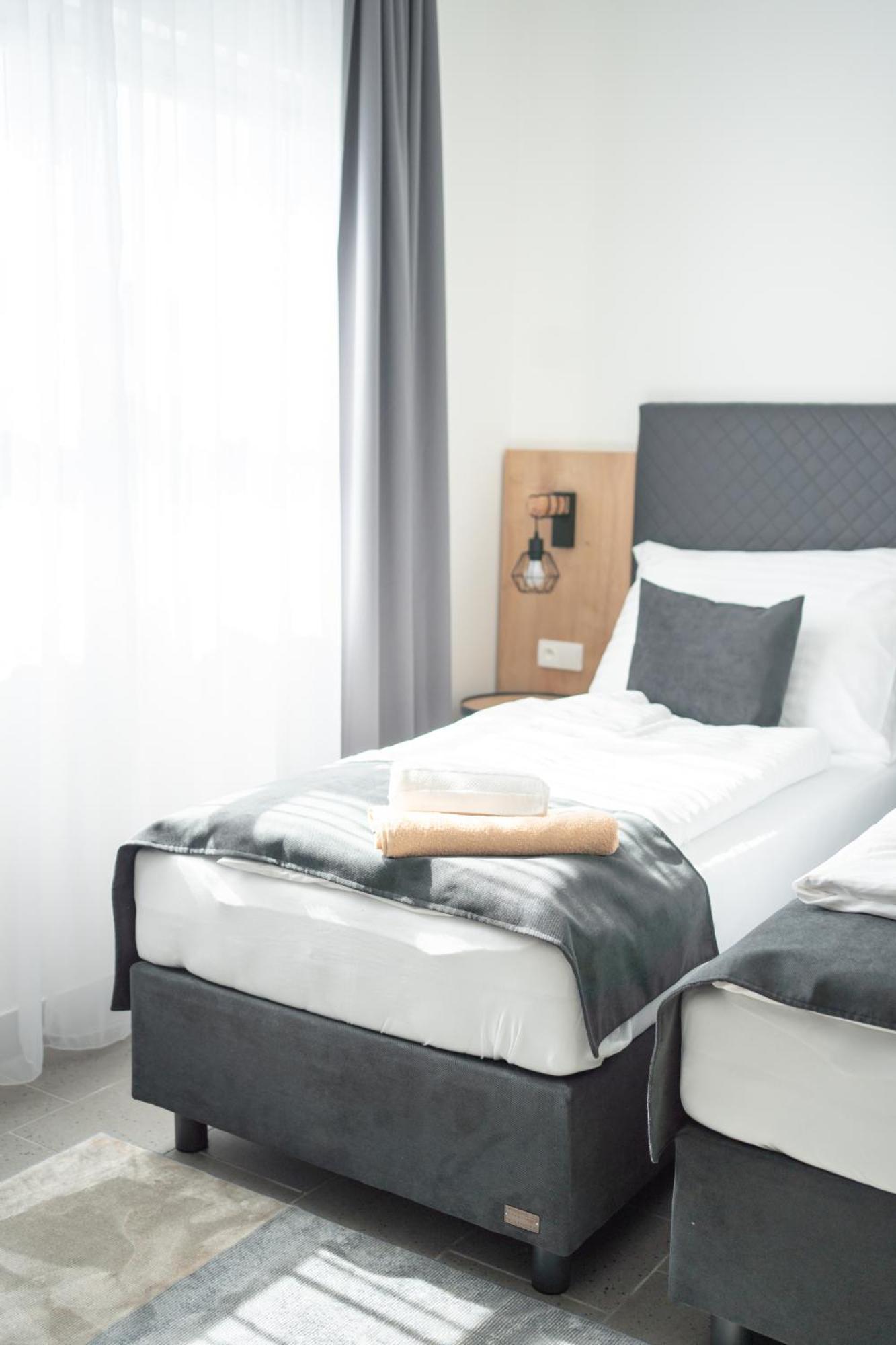 רומבורק Hotel Parkview מראה חיצוני תמונה